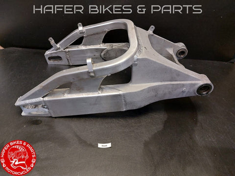 Honda VTR 1000 SP1 SC45 Swingarm RVT 1000R RC51 2000-2001 R449