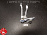 Honda VTR 1000 SC45 SP1 Soziusrasten links Fussrasten Rearset left F858