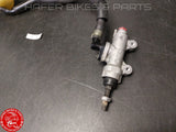 Honda VTR 1000 SC45 SP1 Bremspumpe für Fussrastenanlage R398