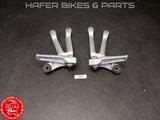 Honda VTR 1000 SC45 SP2 Soziusrasten Anlage Paar Fussrasten Rearset V473