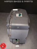 Ducati 848 1098 1198 Airbox Luftfilterkasten für Motor Engine 44211391B R909