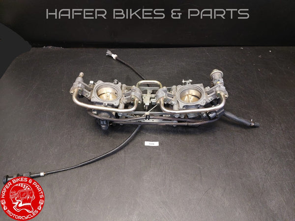 Honda VTR 1000 SP1 Einspritzanlage Injection 16400MCF003 V226