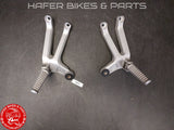 Honda VTR 1000 SC45 SP2 Soziusrasten Anlage Paar Fussrasten Rearset V473