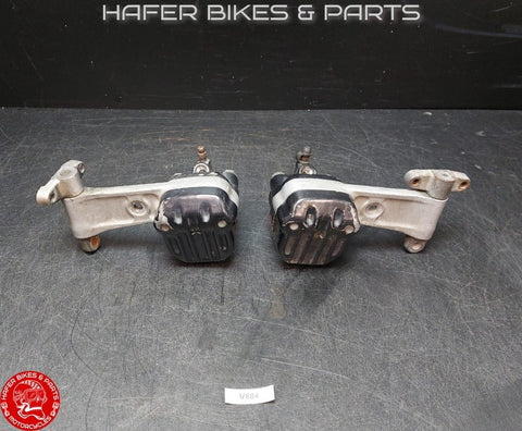 Honda CB 750 F0 F1 K7 K8 Bremssättel vorne mit Adapter Brake Caliper front V884