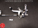 Honda VTR 1000 SC45 SP1 Fussrastenanlage links Rearset left V200