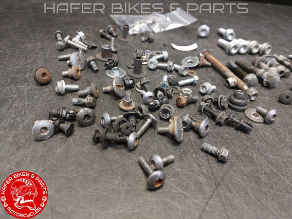 Honda VTR 1000 SP2 SP1 Schrauben KONVOLUT RVT 1000R RC51 V517