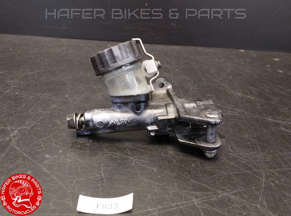 Honda VTR 1000 SP1 Kupplungspumpe ohne Hebel Clutch F833