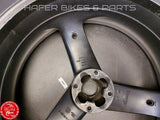 Triumph Daytona T595 955i 97-00 Hinterrad Felge Rad rear weehl F681