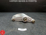 Ducati 748 916 996 998 Umlenkung Wippe Hebel Federbein Schwinge 37220041 V864 