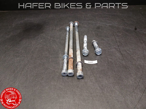 Honda VTR 1000 SP1 Motorschrauben Bolzen für Motor Rahmen Engine Frame V437